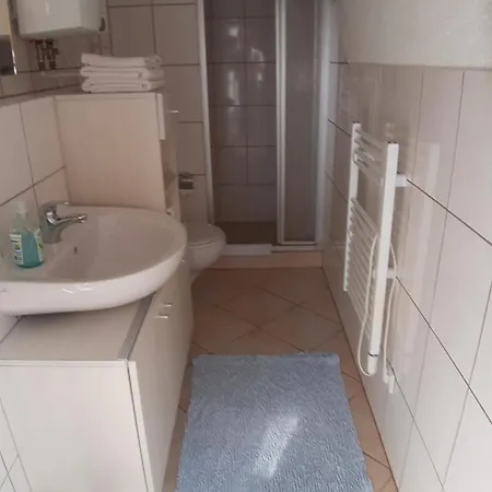 Remise Am Zemminsee Apartment Gross Koris
